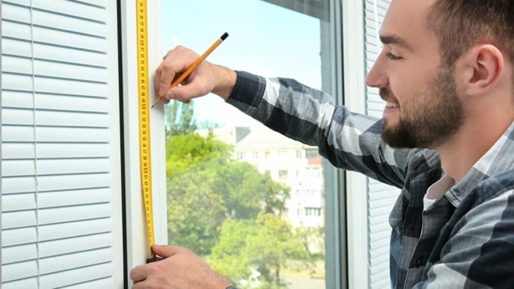 measuring blinds outside the recess